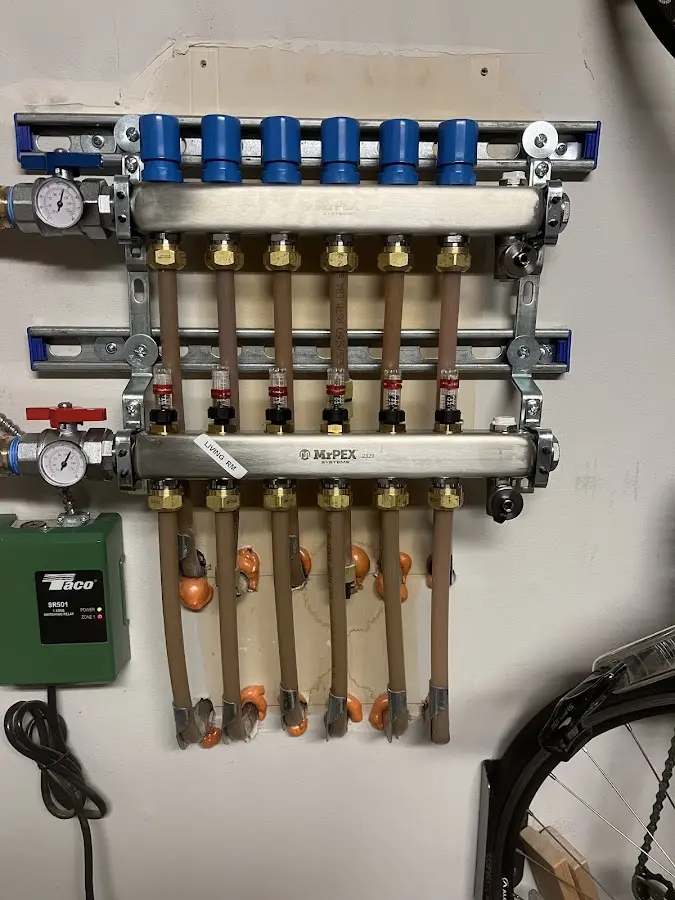 Plumber performing Leak Detection at a residential property in Camarillo